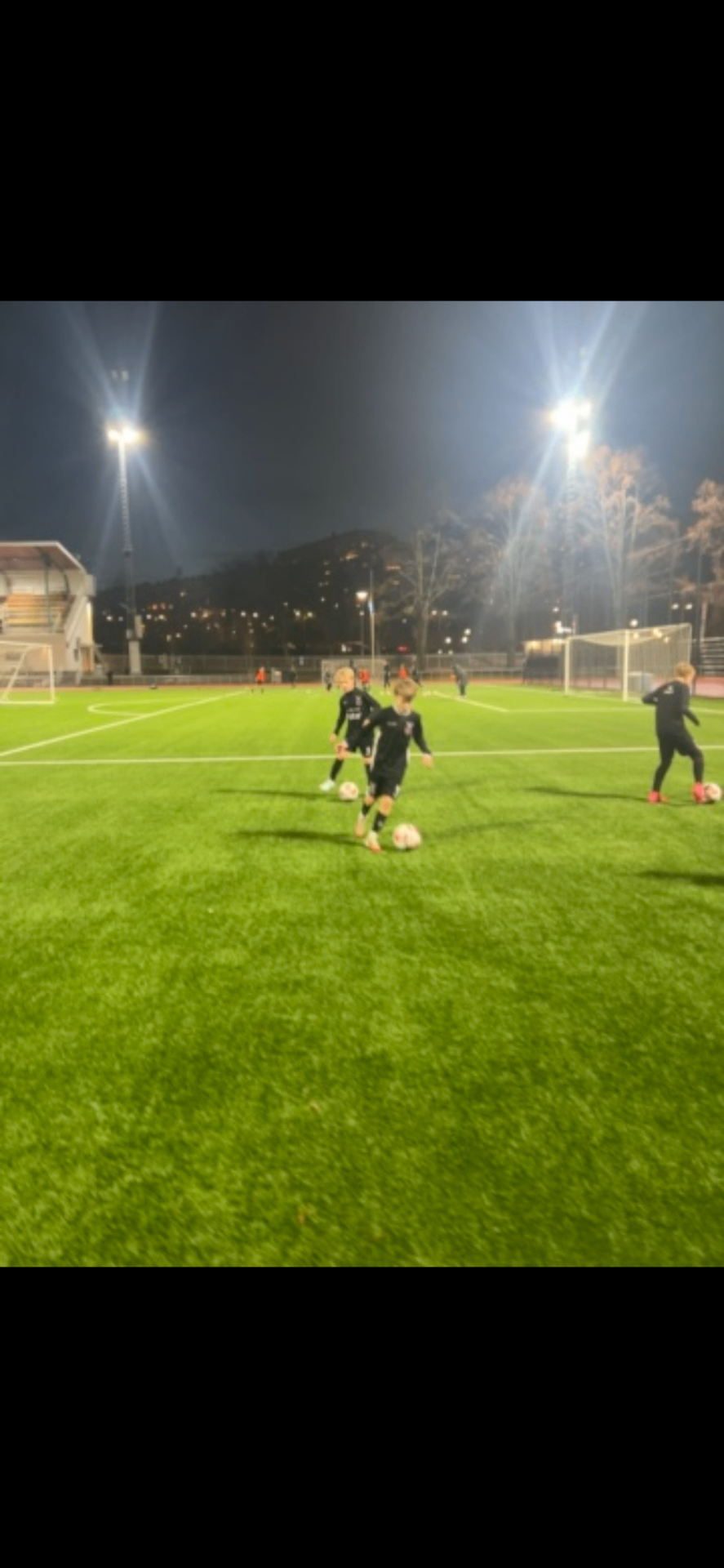 Floodlight intensity